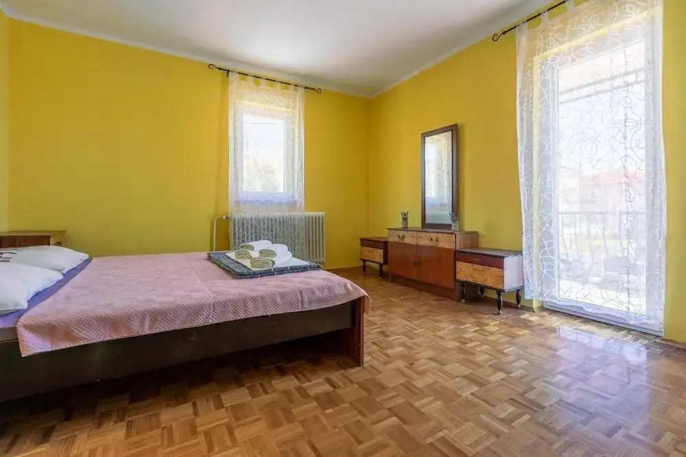 Apartment Mira
