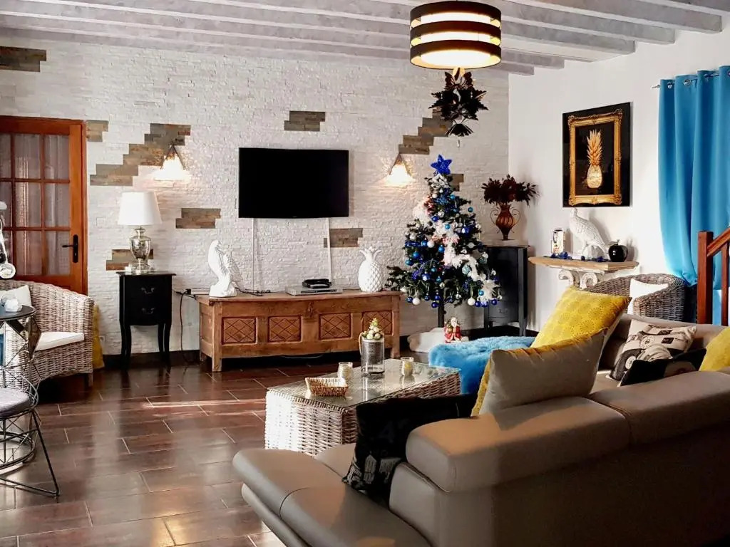 Maison rénovée à la ferme avec jardin privé, WI-FI, pêche, balançoire, trampoline - Brem-sur-Mer - FR-1-426-103