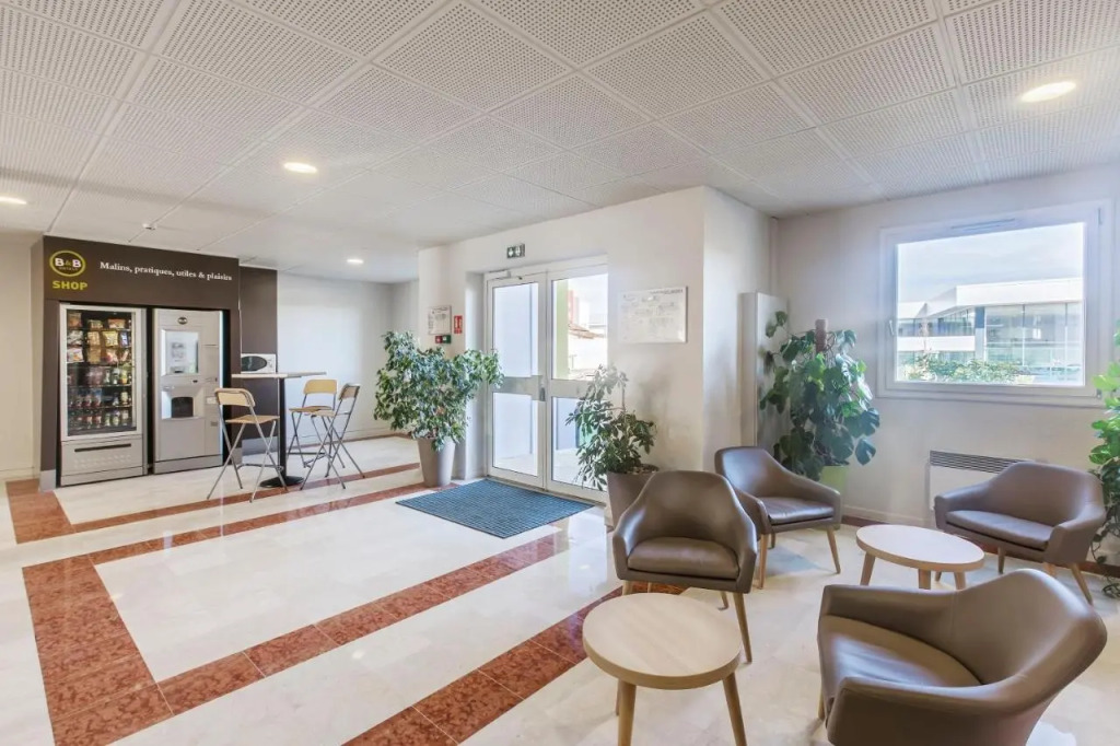 B&B HOTEL Lyon Grand Stade Meyzieu
