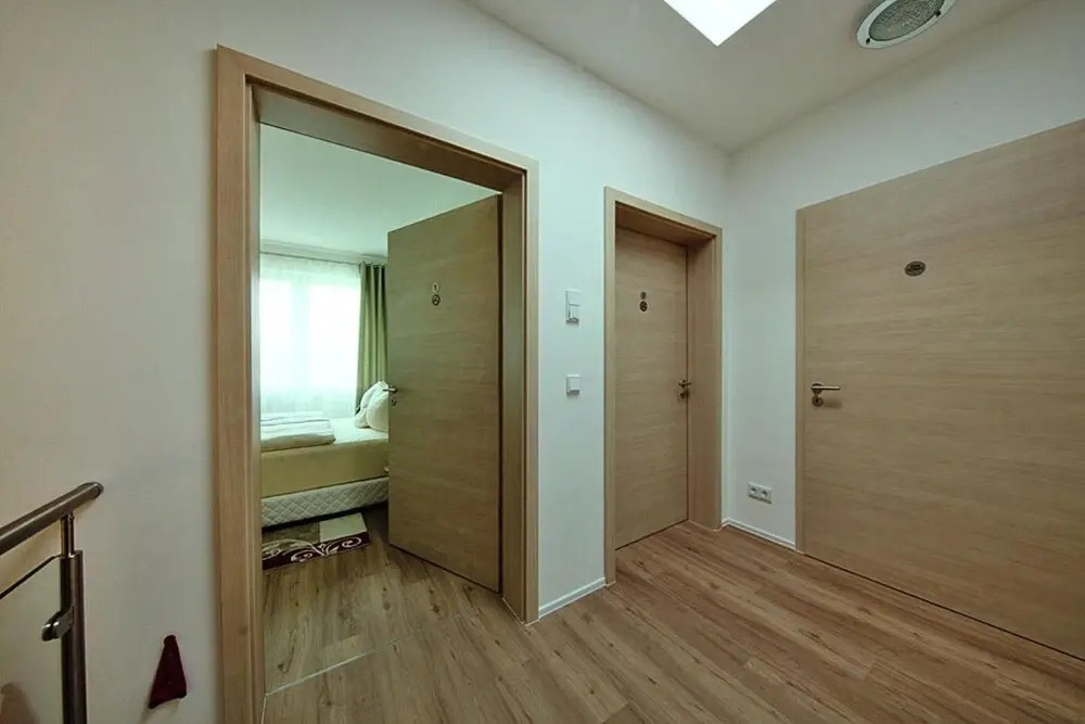 Appartement fur 5 Personen in Strausberg
