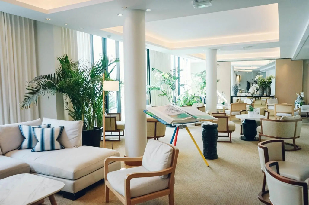 Five Seas by Inwood Hotels