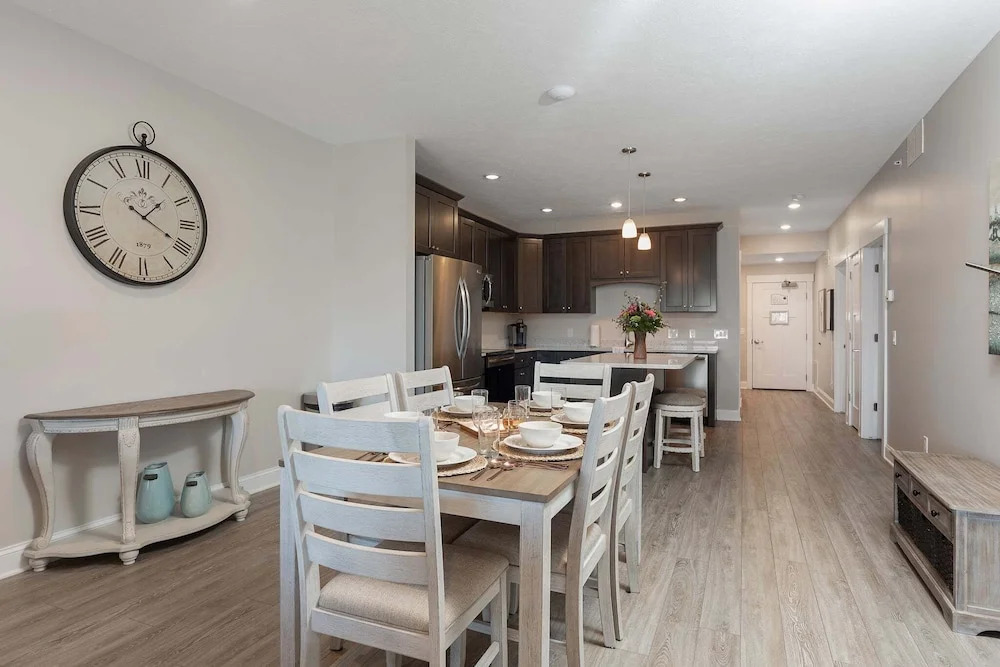 539 Bay Street Traverse City - Luxury Downtown Residences
