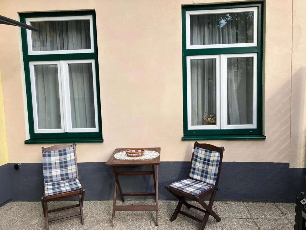 Ruhige Wohnung in Helenental