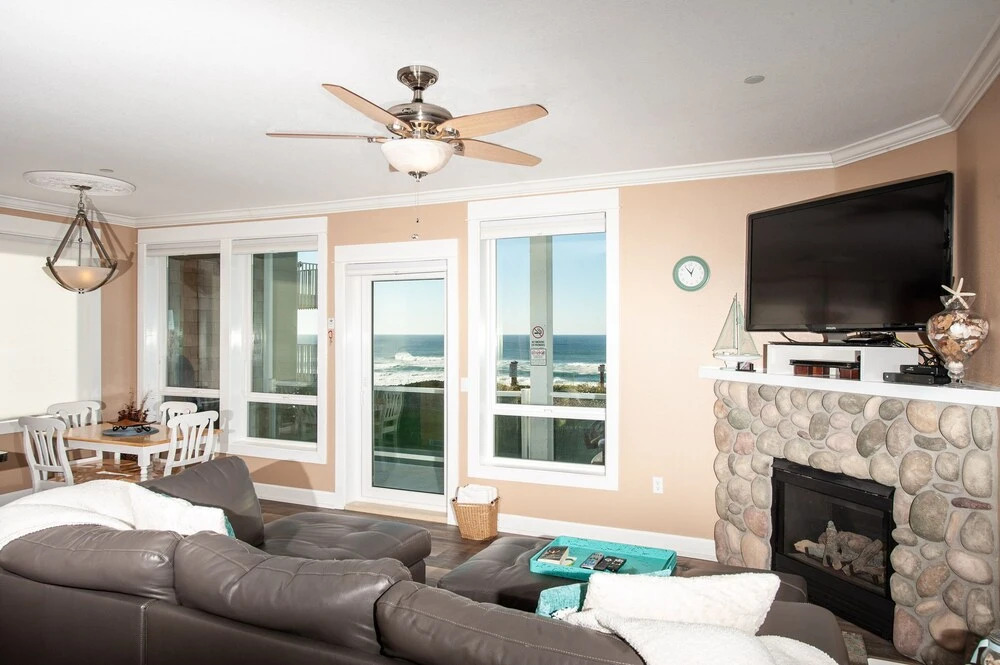 Keystone Vacation Rentals - Pacific Escape Condo