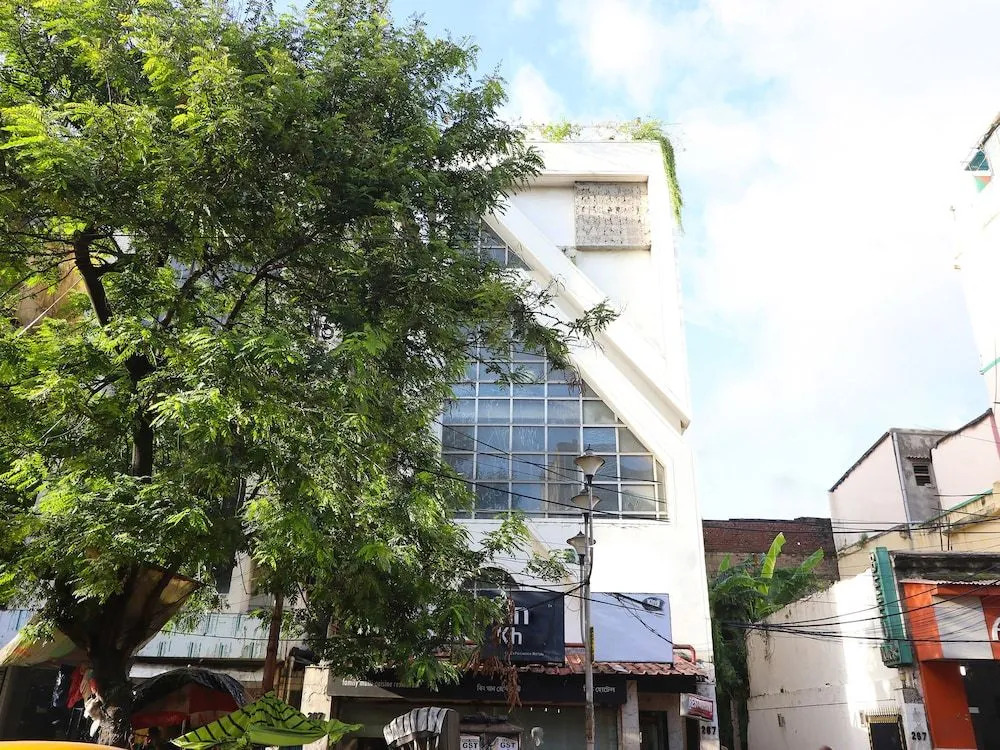 OYO 3055 Hotel Beeu