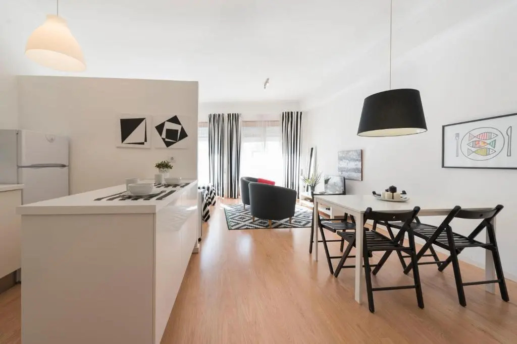BmyGuest - Santa Catarina Light Apartment