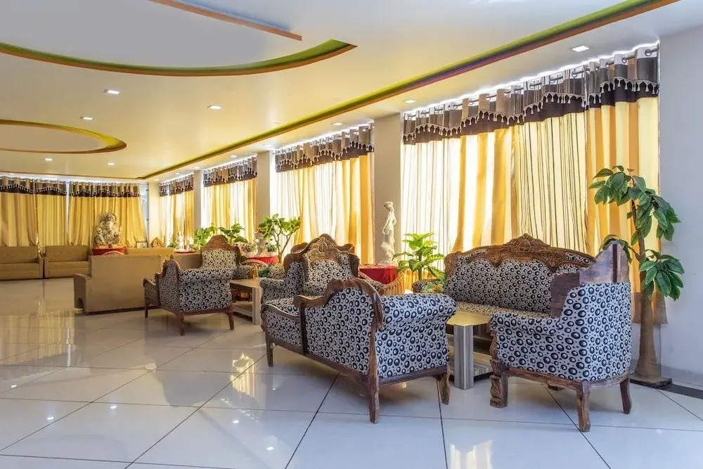 Hotel Madur Milan Garden by OYO Rooms