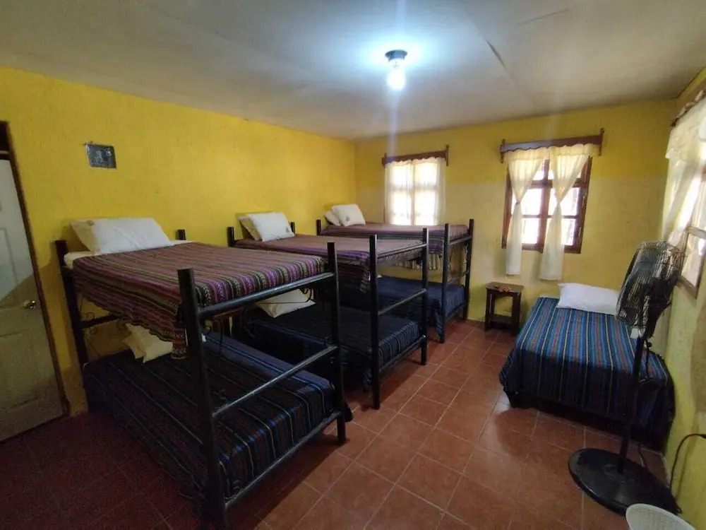 Yaxlik River Lodge