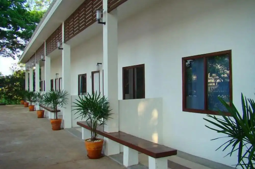 Tonnam Resort