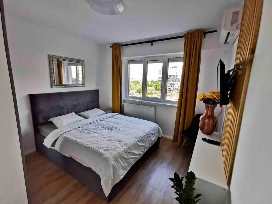 Lovely 3-bedroom apartment in the city center