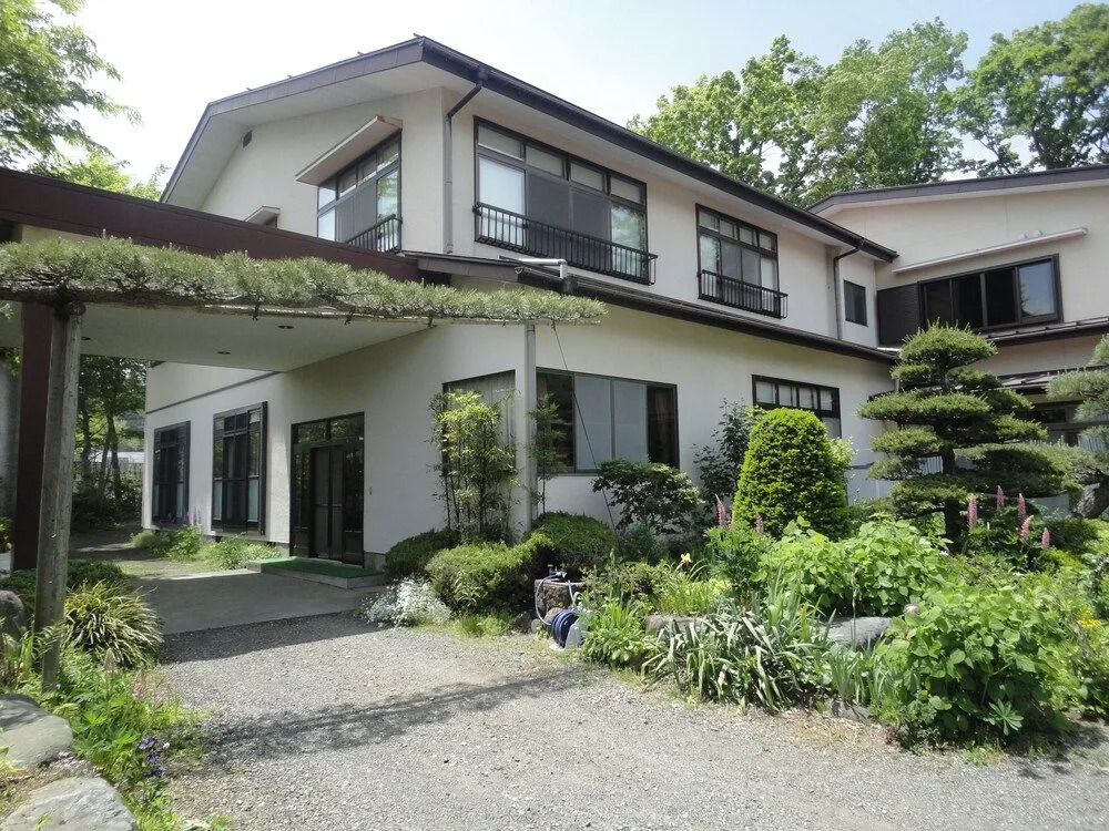 Yamanouchi Guest House