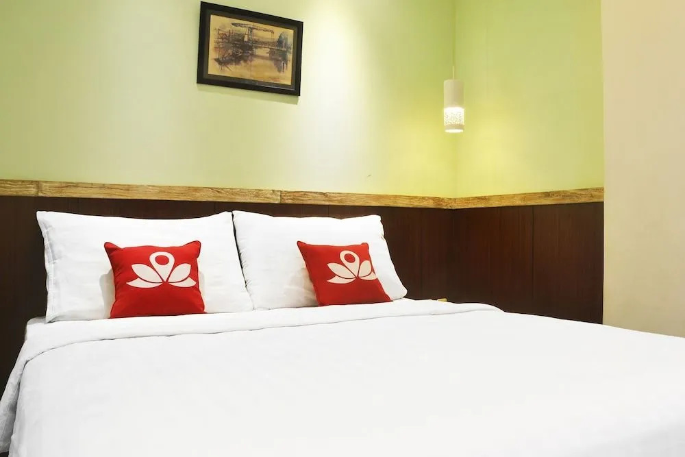 ZEN Rooms Basic Kalimas Sunan Ampel