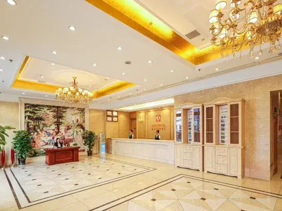Vienna 3 Best Hotel (Chenzhou Railway Station Youa Plaza)