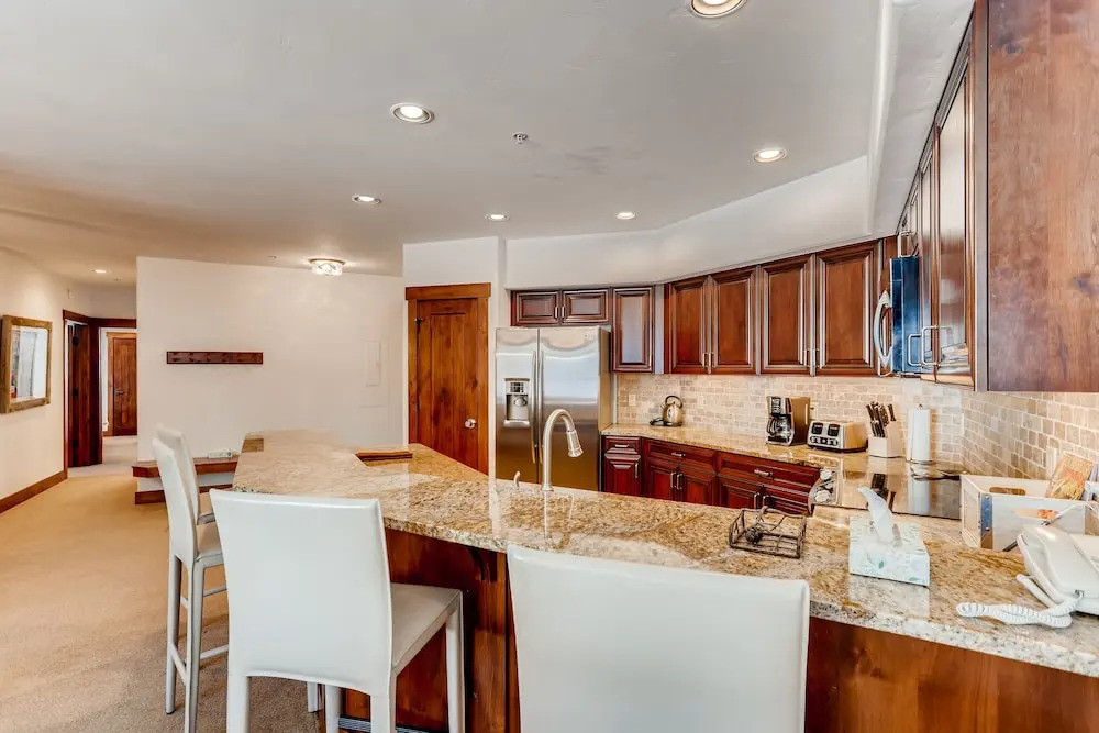 Ski-in/ski-out At Crystal Peak Lodge 3 Bedroom Condo