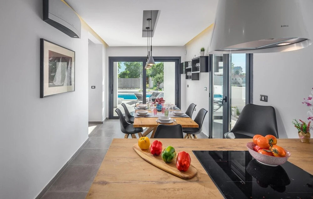 Beach Front Home In Medulin