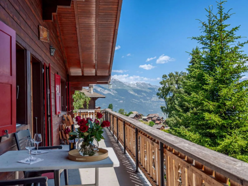 Chalet Le Hibou by Interhome