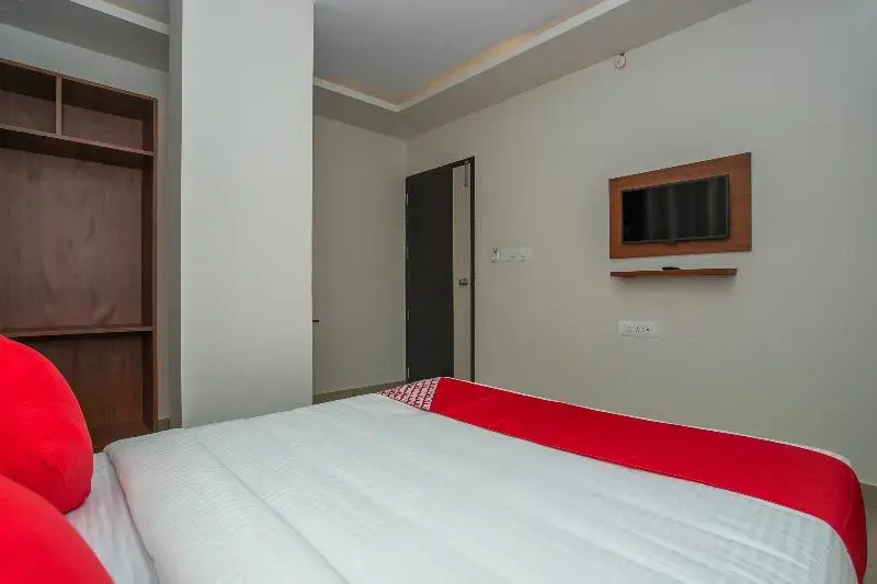 Varcity Phi Pavilion By OYO Rooms