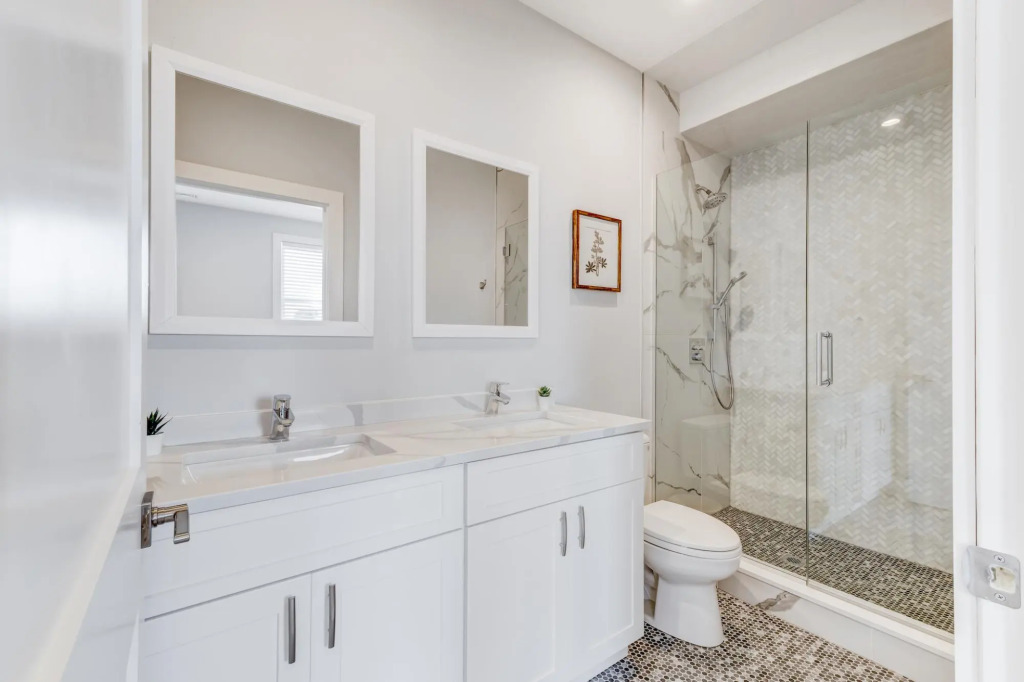 Luxury 3BD/2BA Near Logan Airport and T station