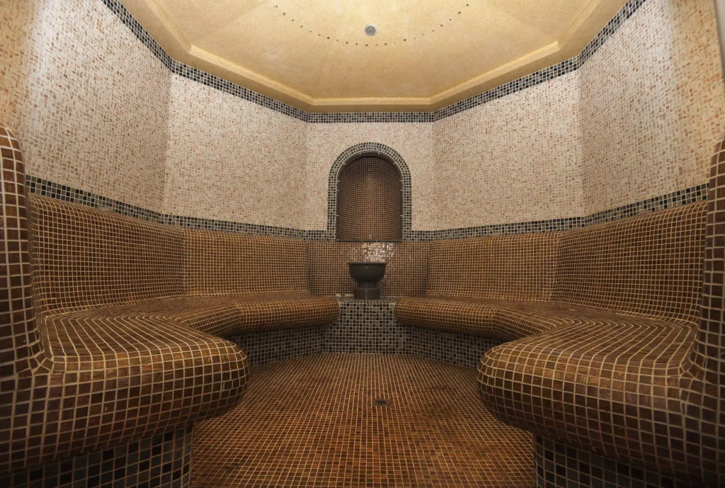 Saint George Palace Aparthotel