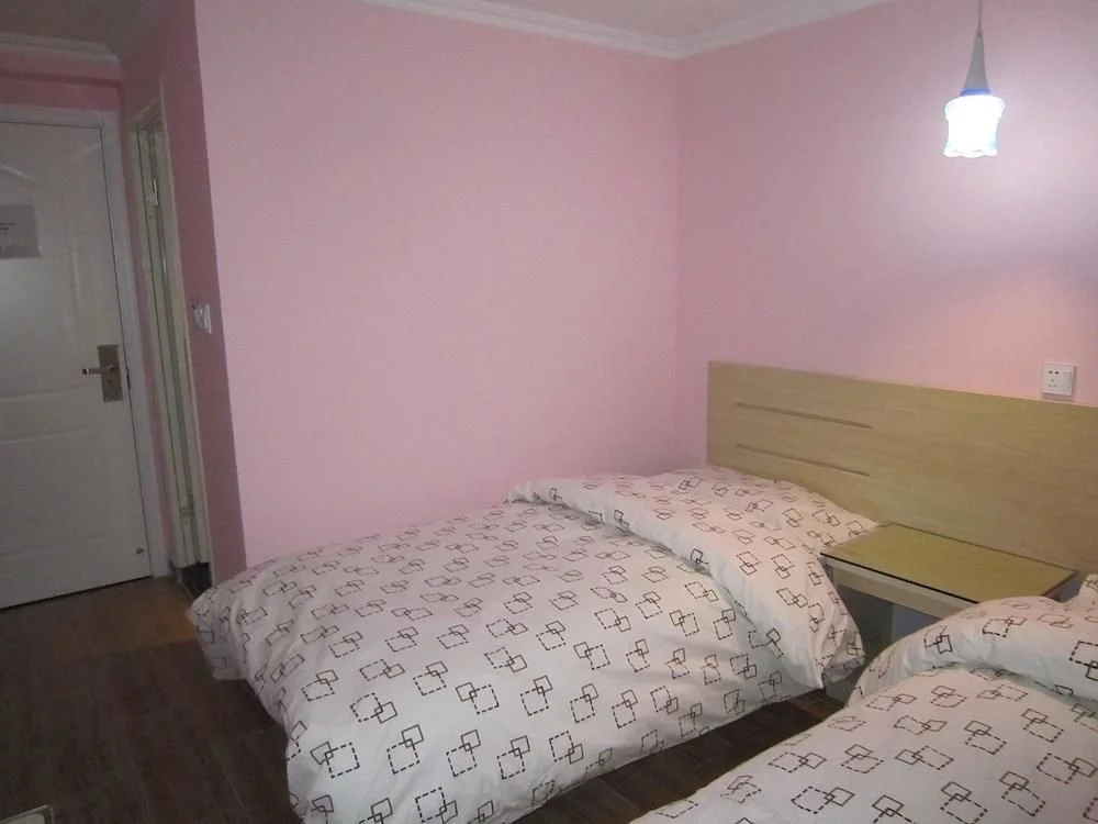 Nuan Xin Ge Hotel