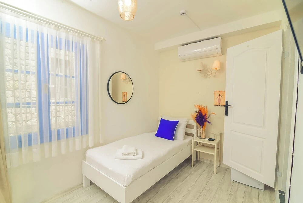 Sultys Alaçatı Köyiçi