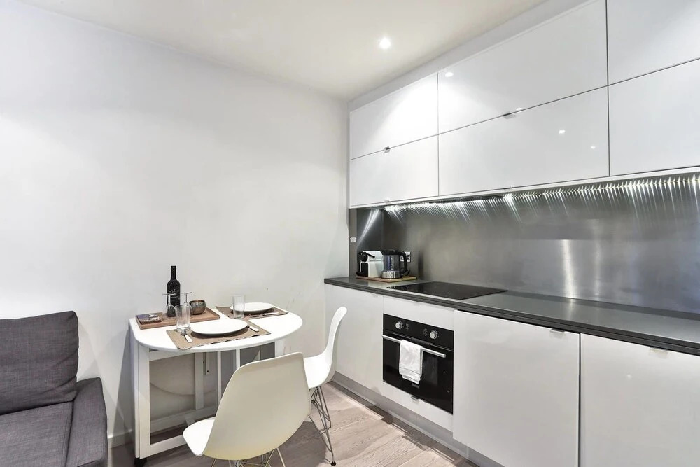 Chelsea Central Luxury Double Bedroom Apartment