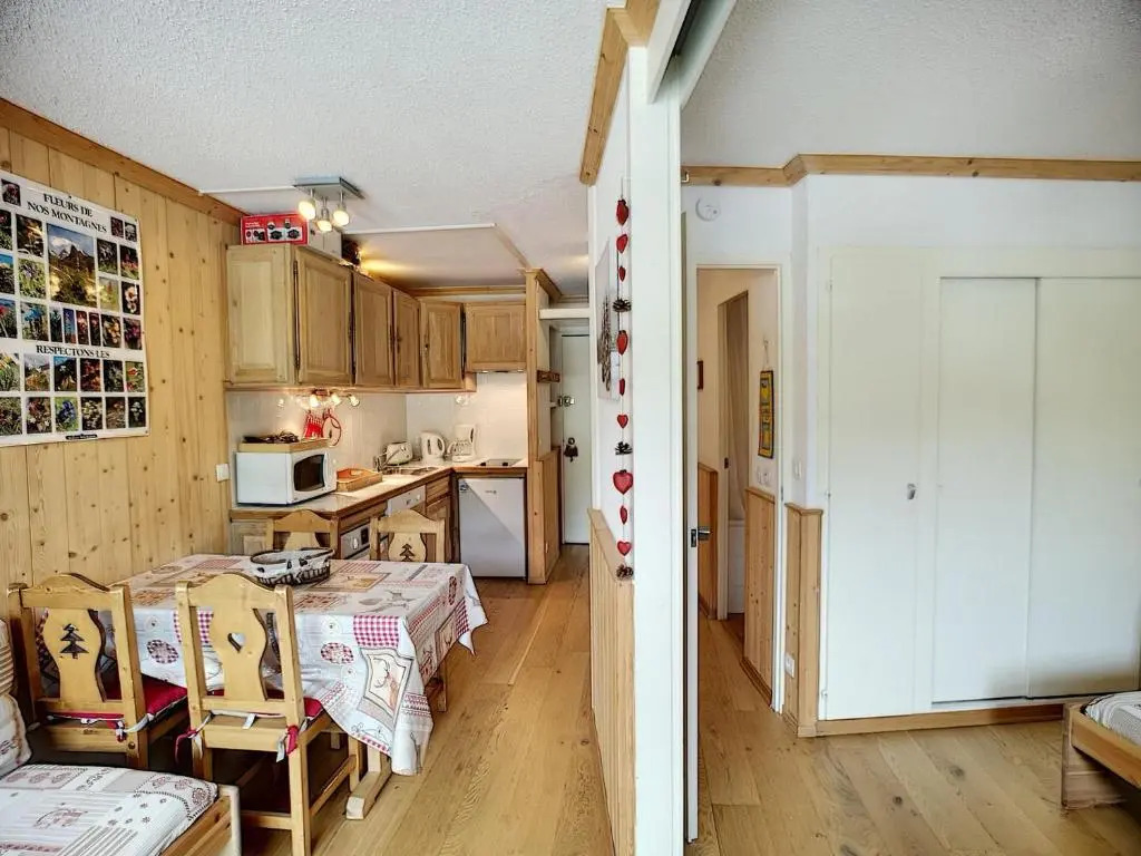 Appartement Les Menuires, 2 pièces, 4 personnes - FR-1-178-181