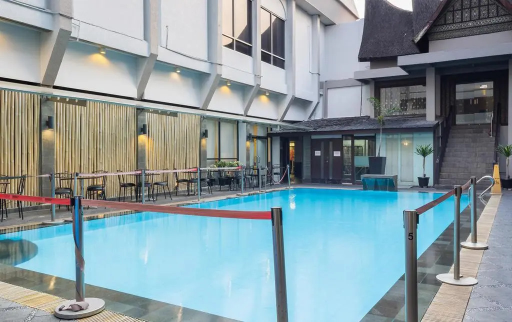 Garuda Plaza Hotel