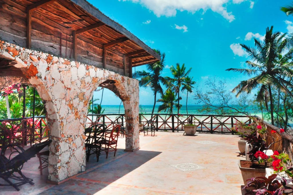 Samaki Lodge