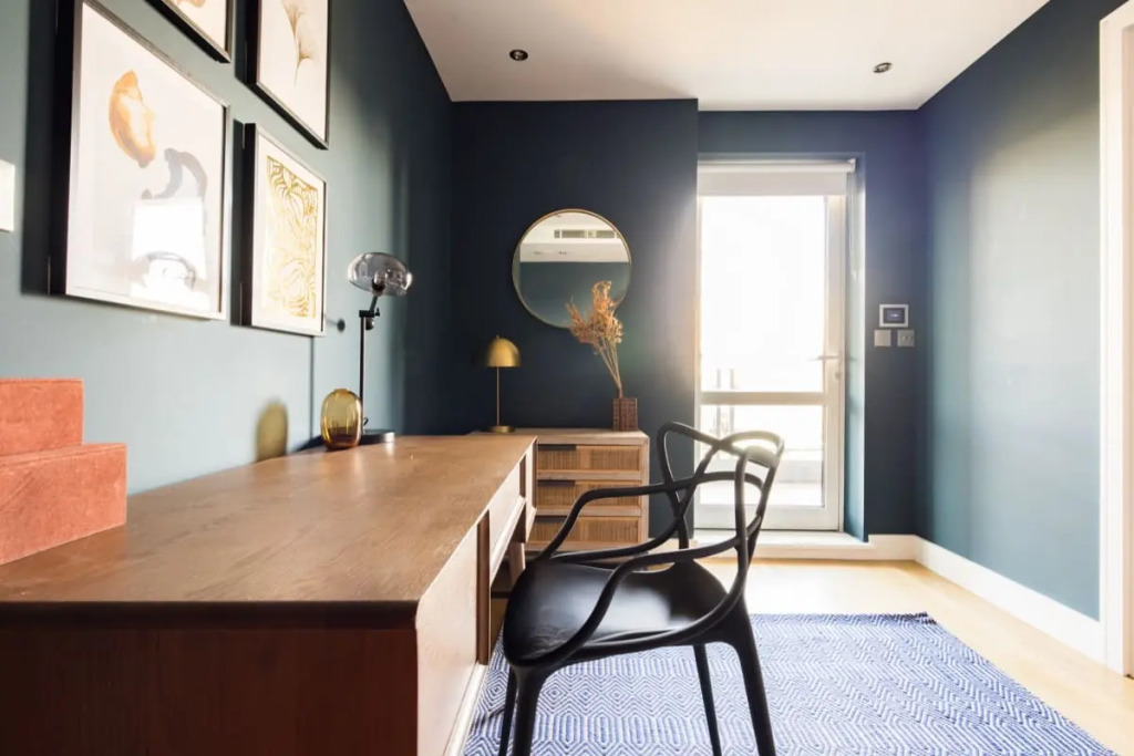 The Doulton Escape - Modern 2BDR with Balcony