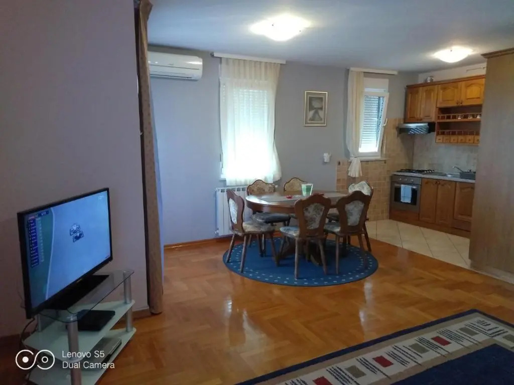 Apartmani Almica