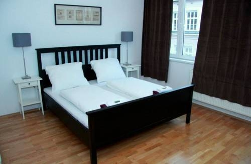 Livingston Apartment Studio