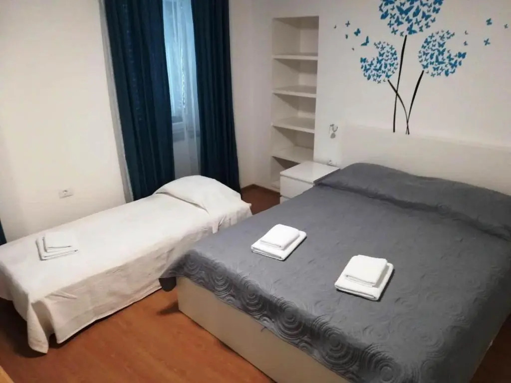 Apartments and Rooms Oliva