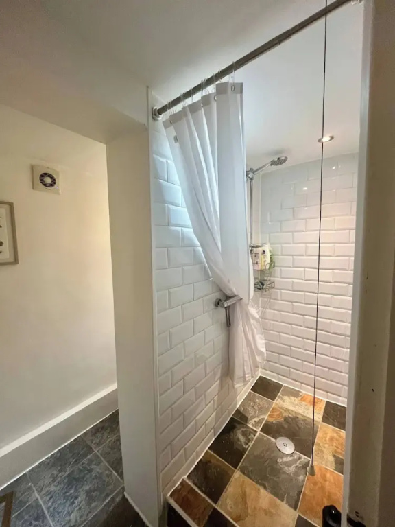 Beautiful & Cosy Apartment in Brighton BN2 3AD