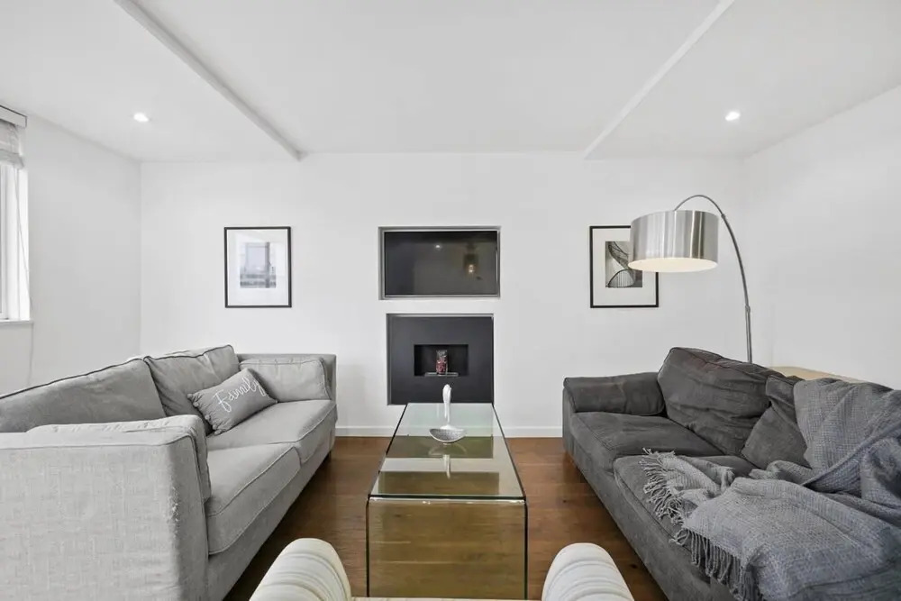 Livestay- Trendy 1bed With Balcony in Westminster