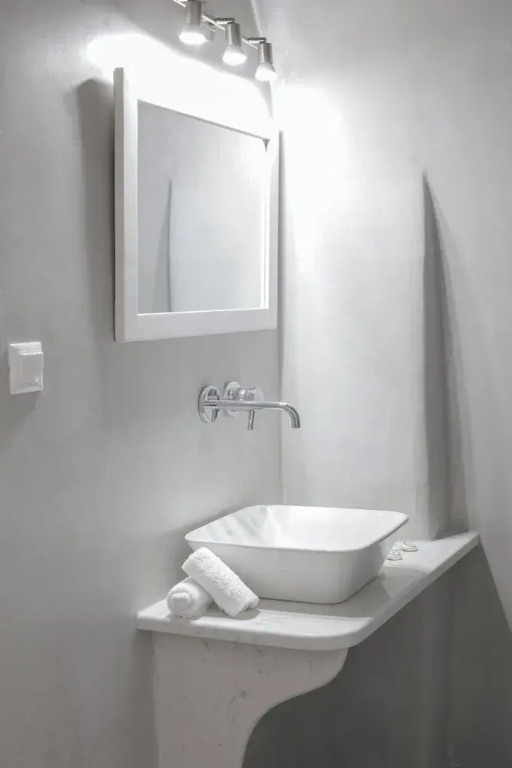 Xaravgi Resort Suites