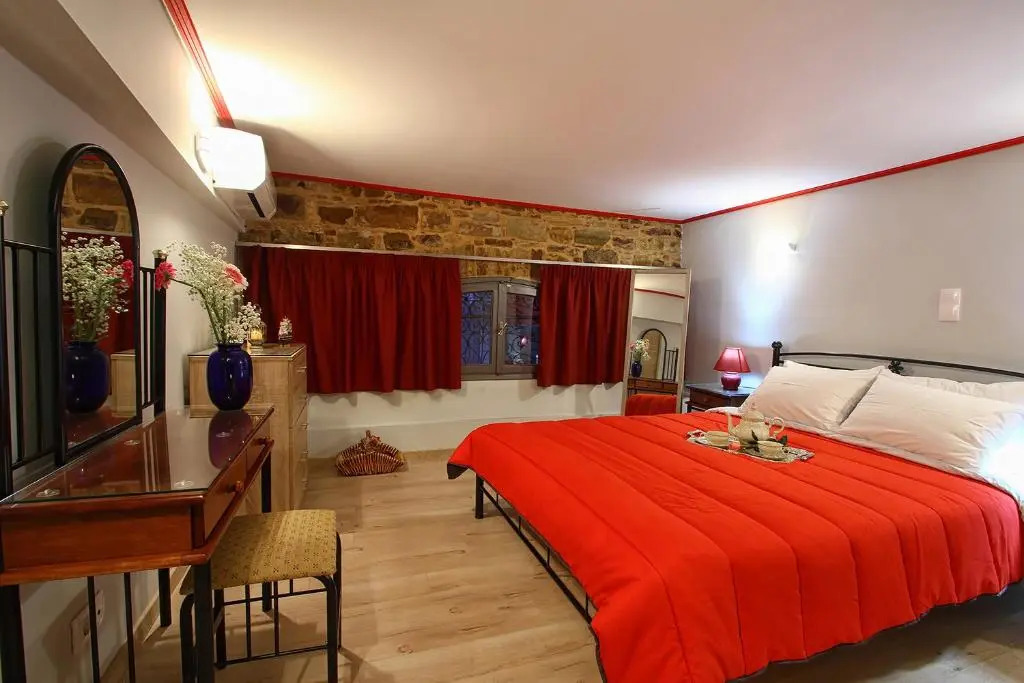 Ionia apartments