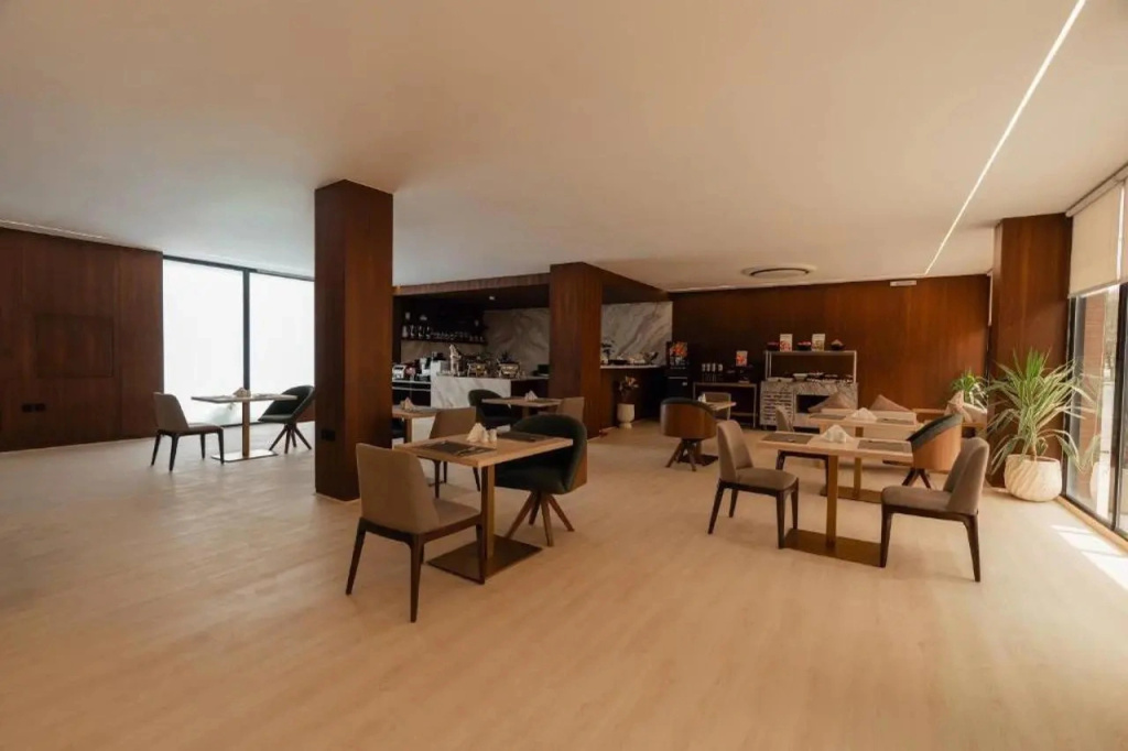 Howard Johnson by Wyndham Riyadh Al Nasiriyah