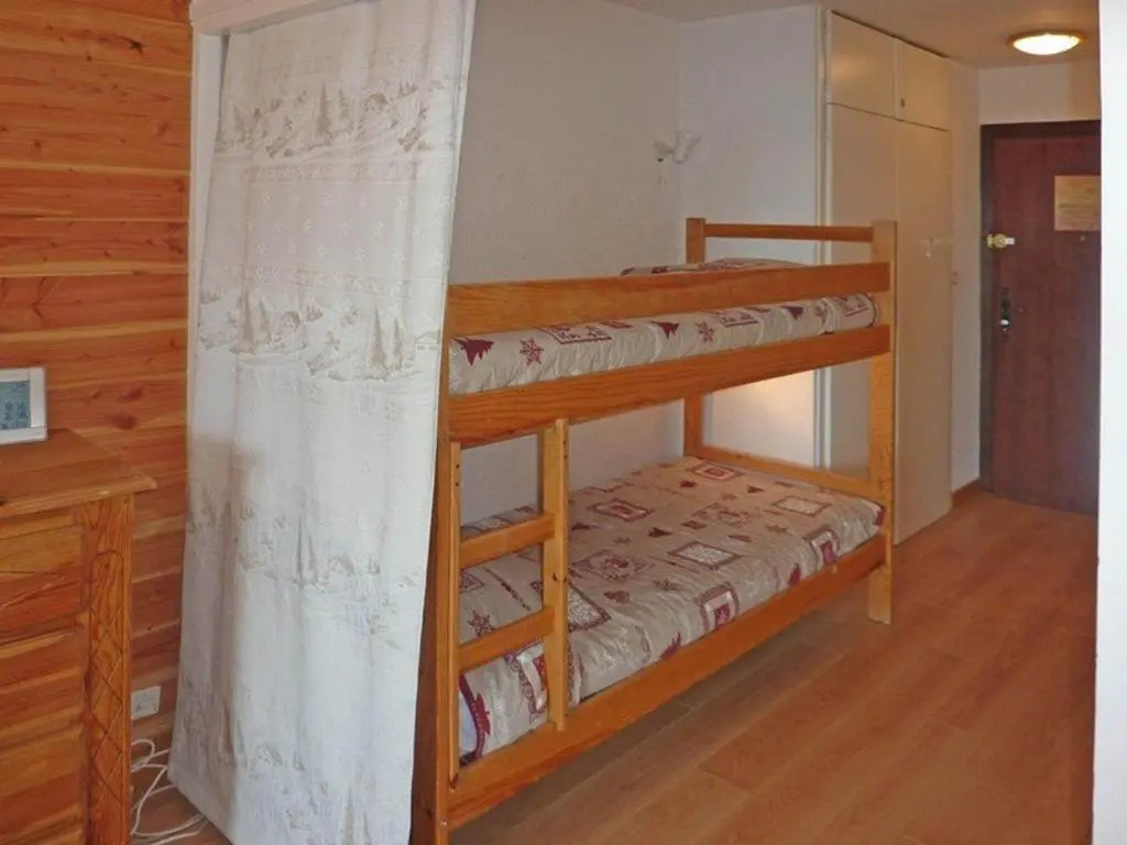Appartement Les Orres, 1 pièce, 4 personnes - FR-1-322-51