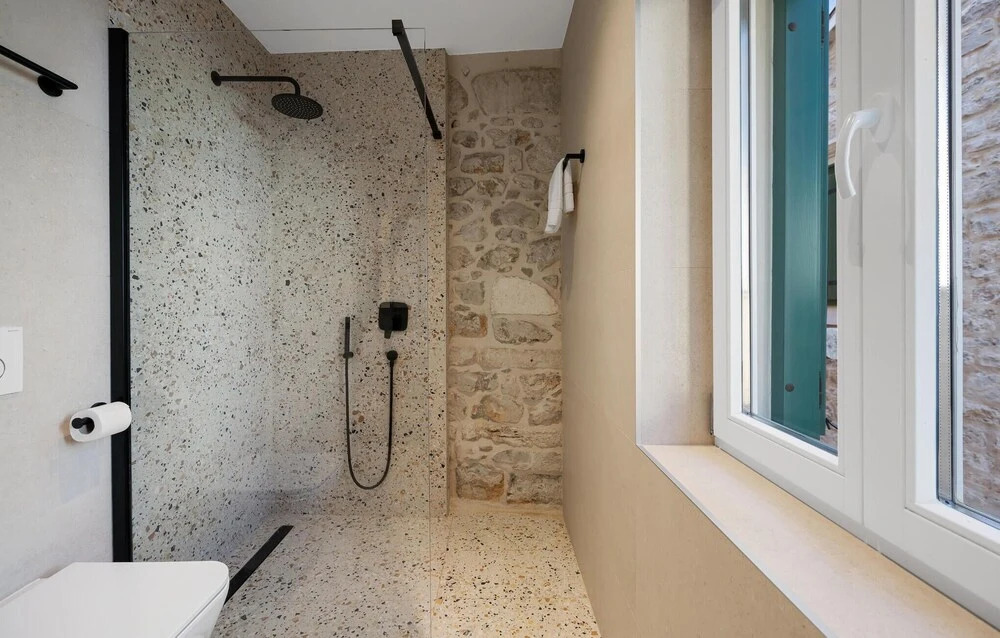 Amazing Home in Sibenik With Wifi and 3 Bedrooms