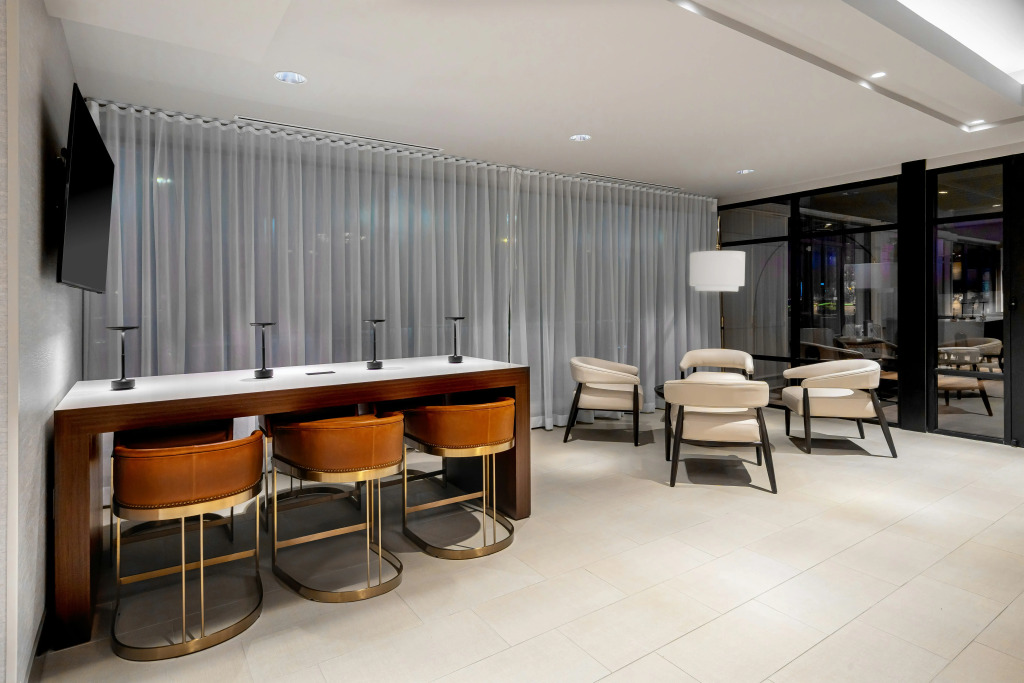 DoubleTree by Hilton Sioux City