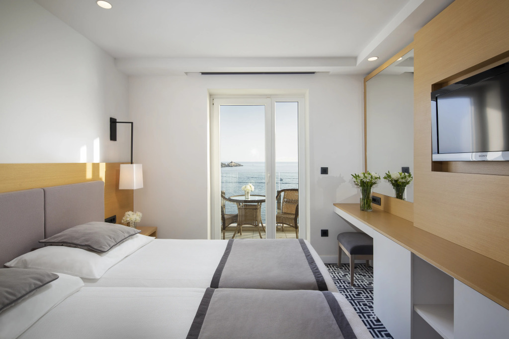 Royal Neptun Hotel