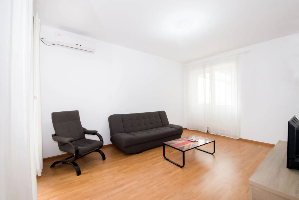 EVS Apartments Sebastian