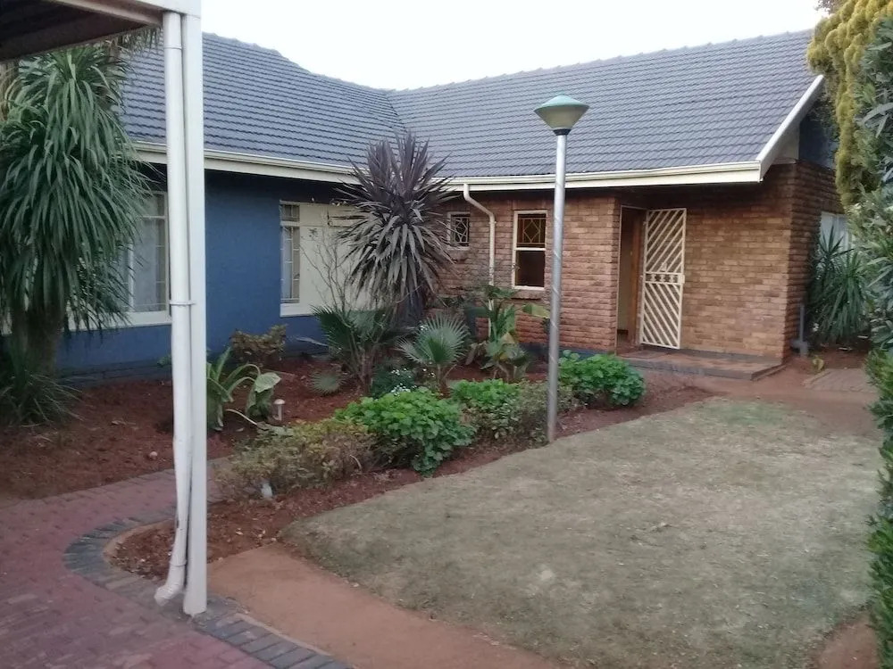 Doeny Lodge