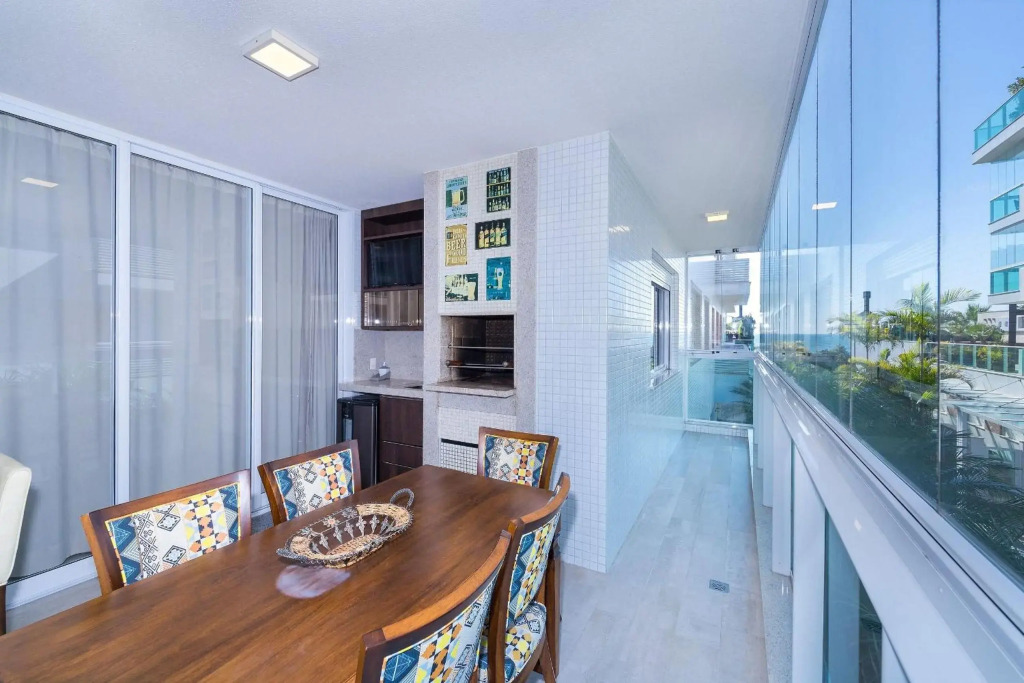 Varandas do Atlântico 206B - Excelente apartamento em condomínio de luxo a beira mar - Piscina climatizada - Academia