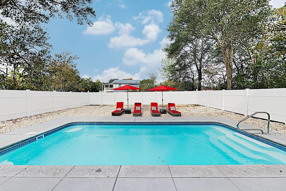 Brand-new W/ Pool & Theater -- Near Beach! 6 Bedroom Home