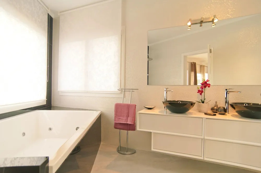 Brand new Villa El Rosario