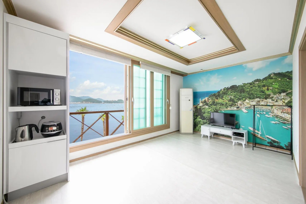 Yeosu Talk Talk World Pension