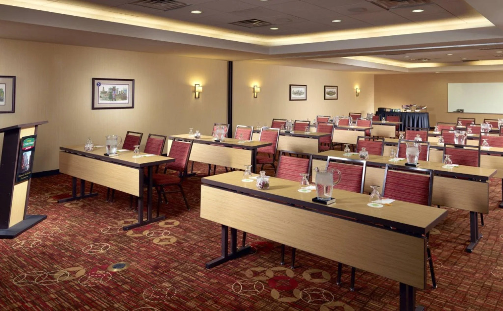 Courtyard by Marriott Nashville Downtown