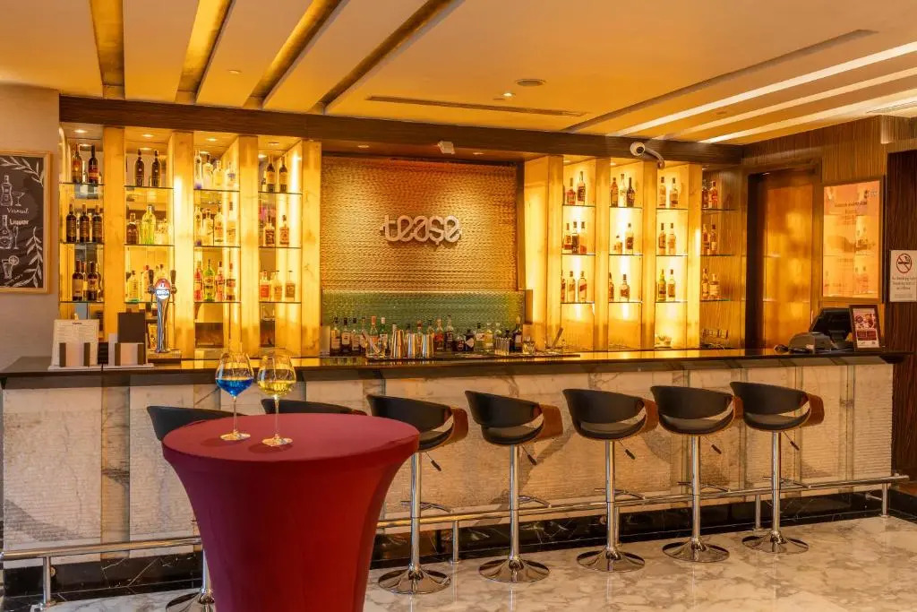 Vivanta Hyderabad, Begumpet